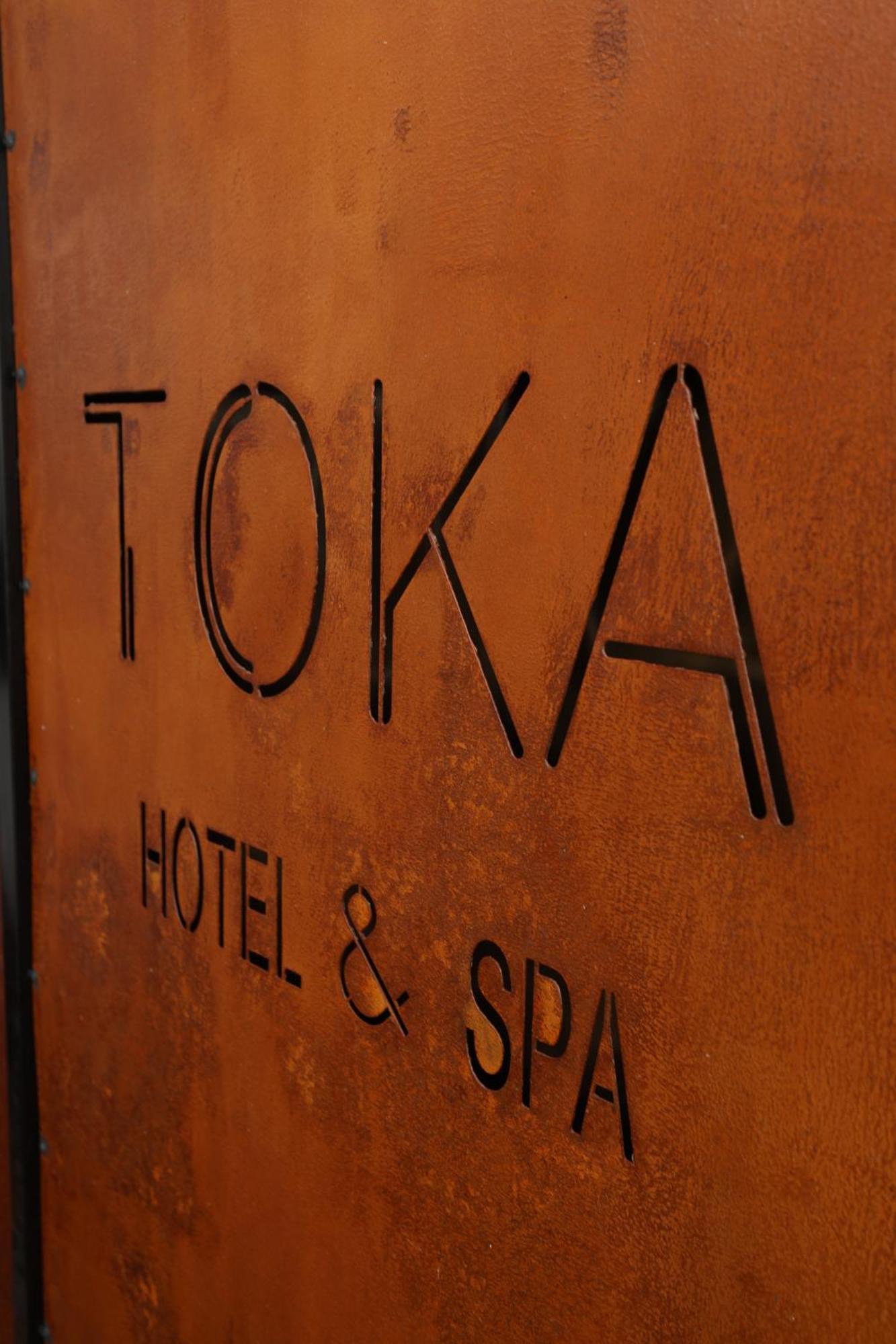 Toka Hotel Restaurant Udenisht Eksteriør billede
