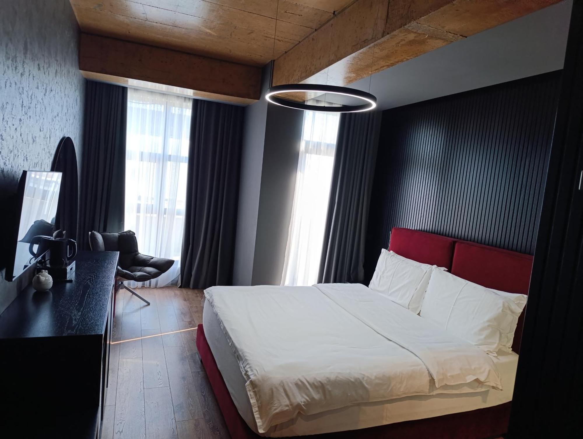 Toka Hotel Restaurant Udenisht Eksteriør billede